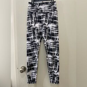 BuffBunny Black and White Patterned Leggings